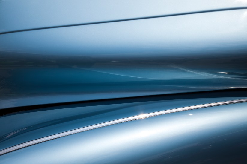 1948 Buick Roadmaster hood